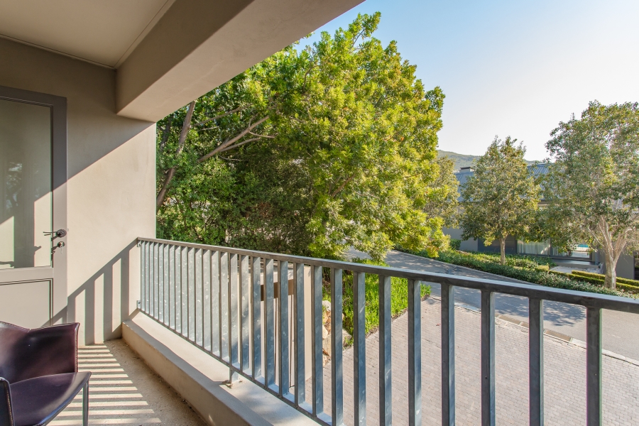 4 Bedroom Property for Sale in Lemoenkloof Western Cape